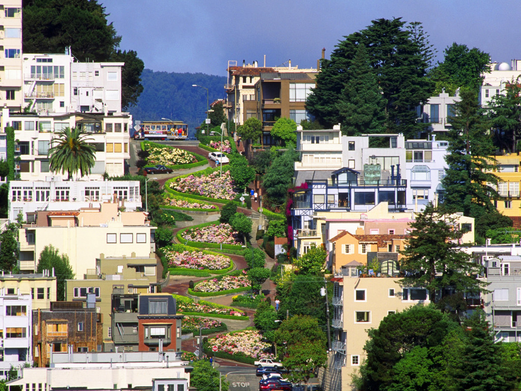 Lombard Street, San Francisco, CA (Image by © Ron Watts/CORBIS)