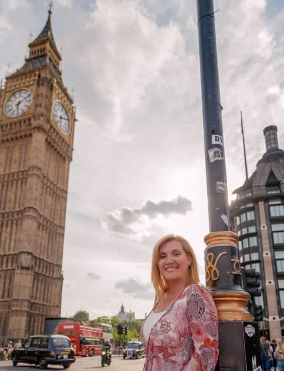 In front of Big Ben in London (photo by Flytographer)
