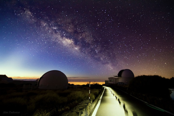 Teide Observatory at night - (photo credit: Alex Tudorica - www.timelessphotons.com) Teide Observatory - (photo credit: Alex Tudorica - www.timelessphotons.com)