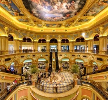Top Five Luxurious Hotel & Casino Resorts