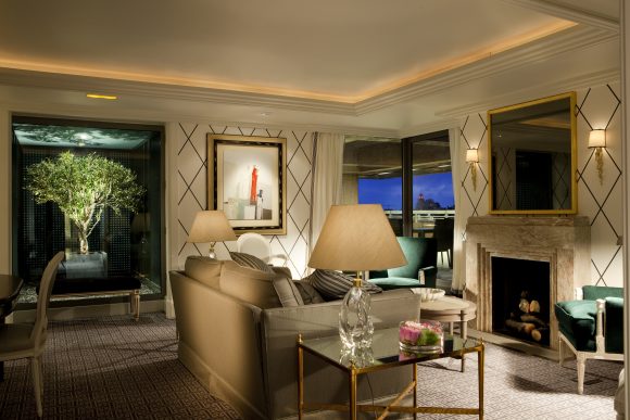 Suite Royal Living Room - Image Courtesy of Hotel Villa Magna 