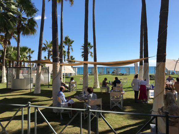 Club de Mar Restaurant outdoor seating - Villa Padierna Palace Hotel