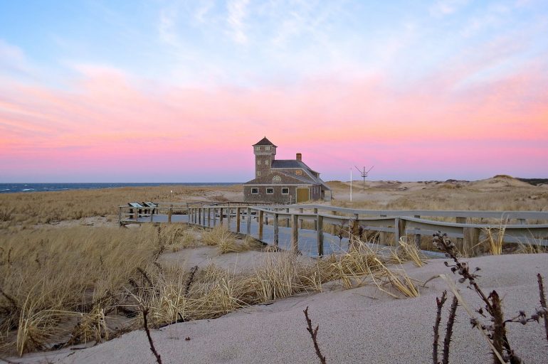 Looking to Summer in Cape Cod?  Here’s 5 Things You Should Do Right Now