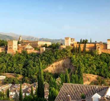 Top Things to Do in Granada, Spain: A Guided Tour Experience