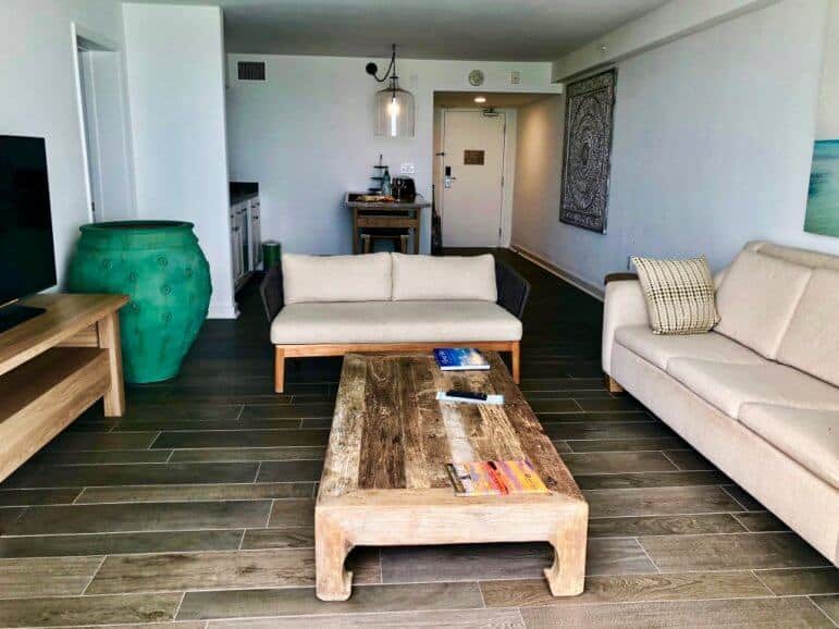 Oceanfront Deluxe One Bedroom Suite - Amara Cay Resort Islamorada