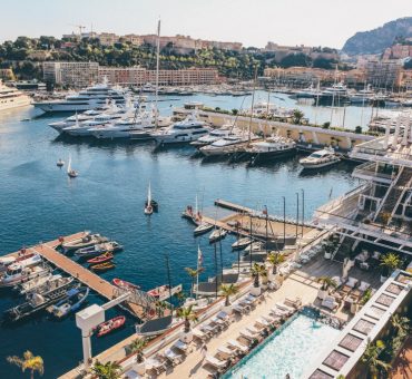 Best Restaurants Accessible With a Yacht in the Med