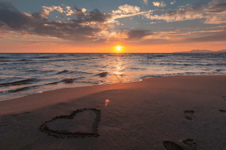 5 Romantic Date Ideas for Valentine’s Day in South Florida