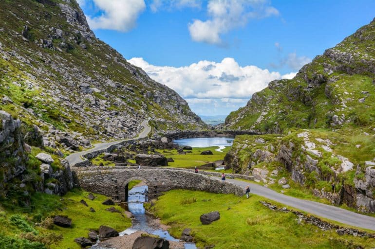 Unmissable Irish Getaways For Your Next Romantic Road Trip