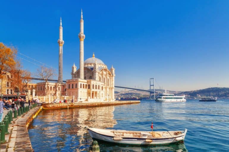 Top 3 Unique & Luxurious Hotels in Istanbul