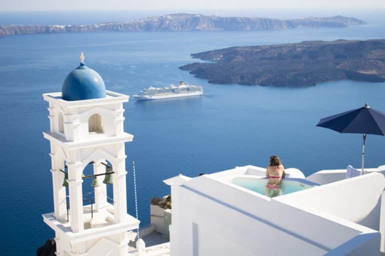 How To Experience The Most Luxurious Travel You’ve Always Wanted