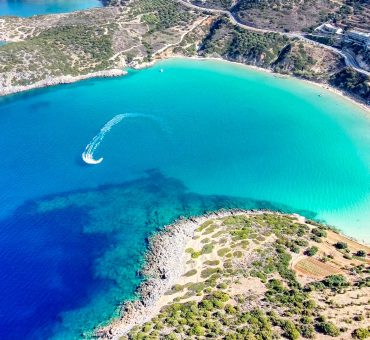How to Island Hop Around the Greek Islands