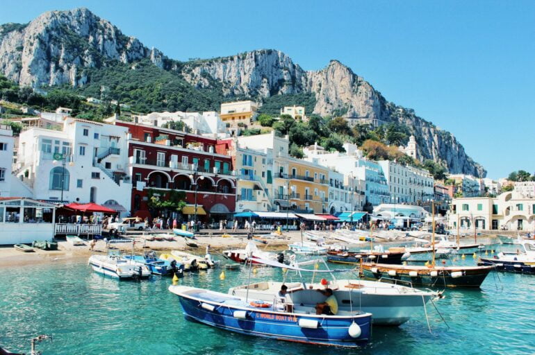 A Luxurious Day in Capri Island: What To Do & What To See