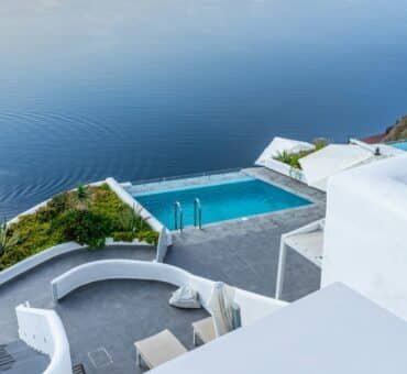 From Dreaming to Jet-Setting: Practical Tips for Saving Up for Your Luxury Holiday