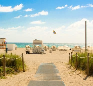 The Best Beaches in Miami and Where to Eat Nearby