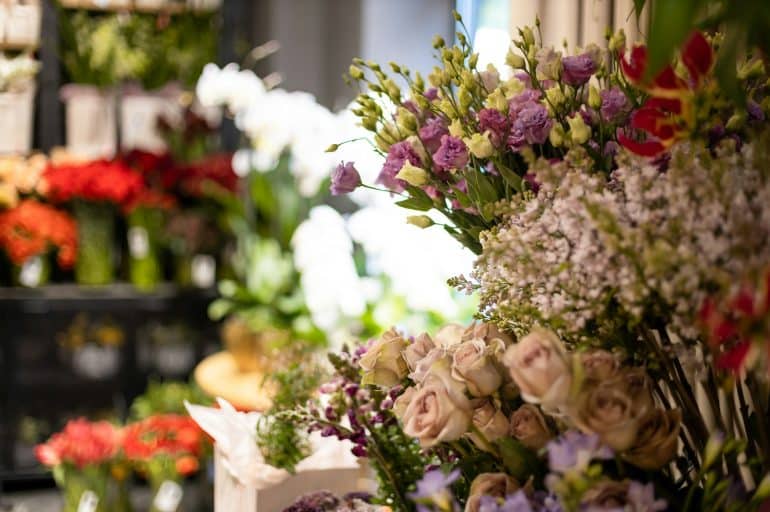 Last-Minute Touches: How to Order Same-Day Flower Delivery for Your NYC Girls’ Trip