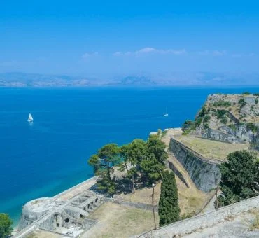 Taste The Best Of Mediterranean Food On A Sailing Holiday This Summer