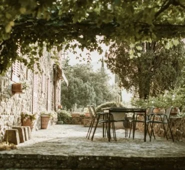 Plan the Perfect Romantic Getaway: Surprise Experiences in Italy
