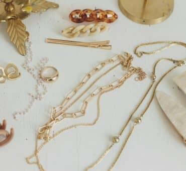 Layered Luxe: The Standard for Gold Necklaces in 2025