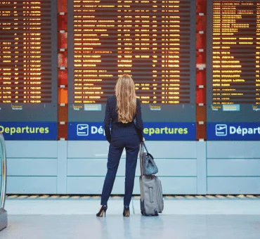 6 Luxury Travel Day Style Rules Women Swear By