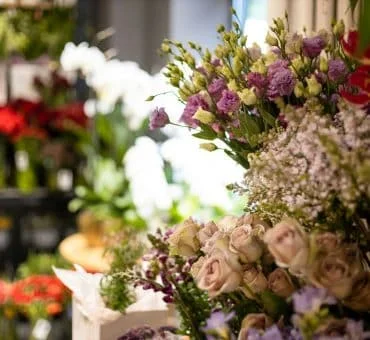Last-Minute Touches: How to Order Same-Day Flower Delivery for Your NYC Girls’ Trip
